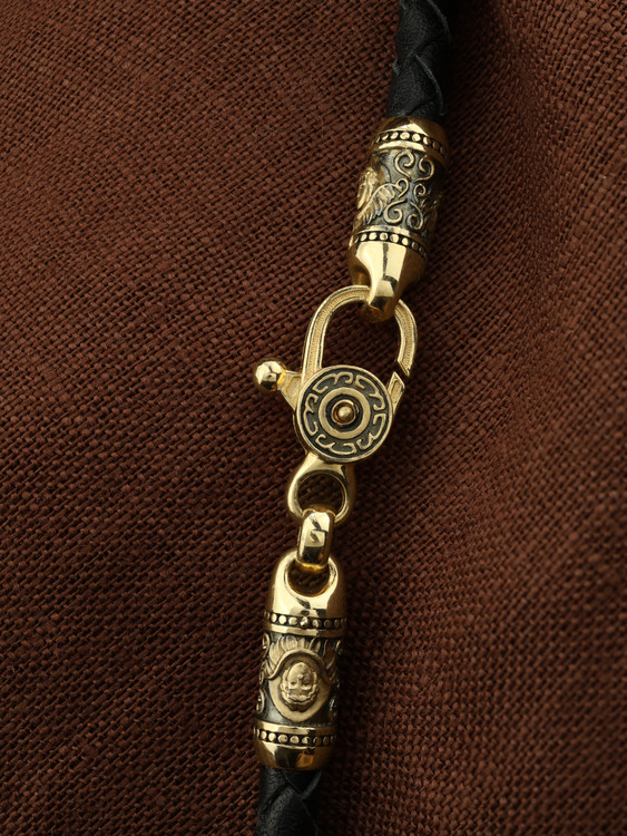 Гайтан из лимонного золота c кожаным шнурком и ониксом