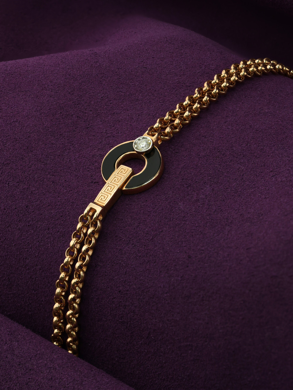 Браслет из золота c бриллиантами и ониксом