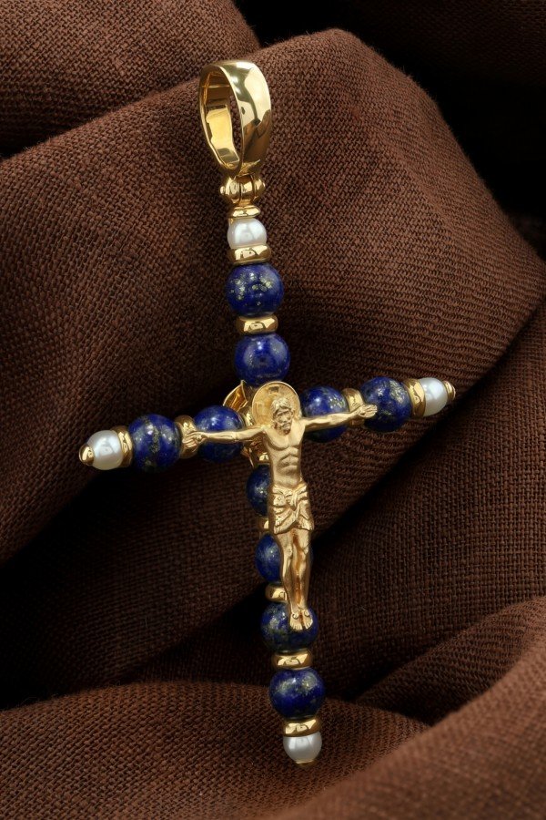 Крест из лимонного золота c жемчугом и лазуритом