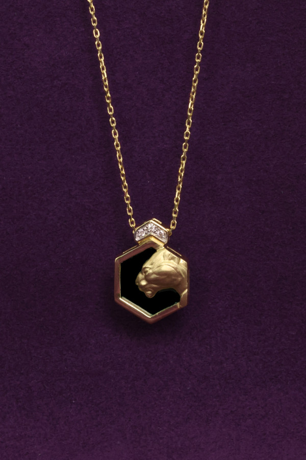 Колье из лимонного золота c бриллиантами и ониксом