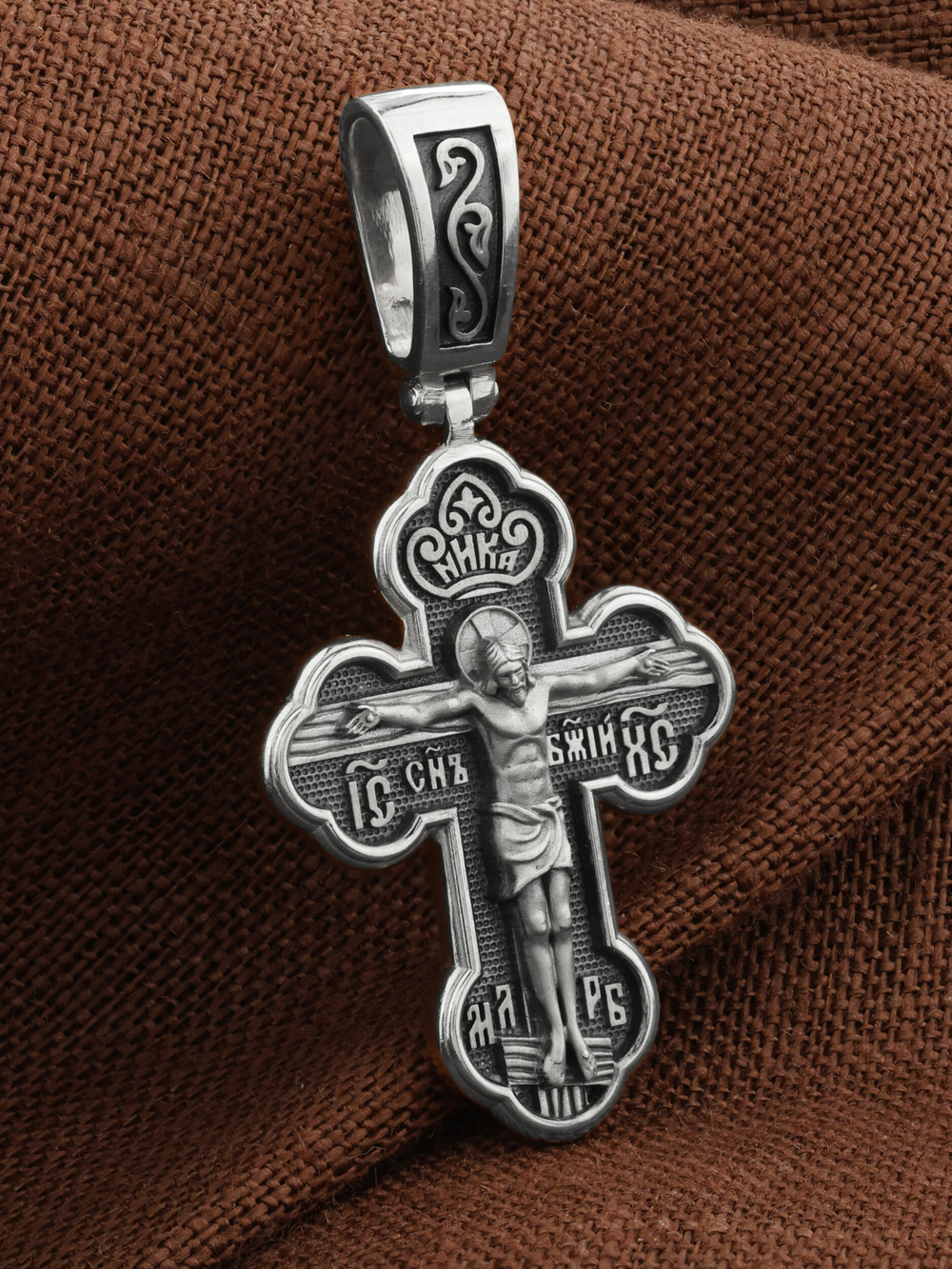 Крест из белого золота