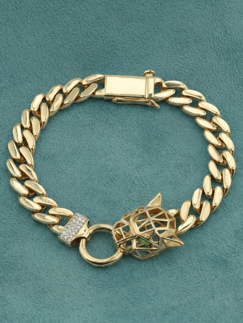 Браслет из лимонного золота c бриллиантами и изумрудом