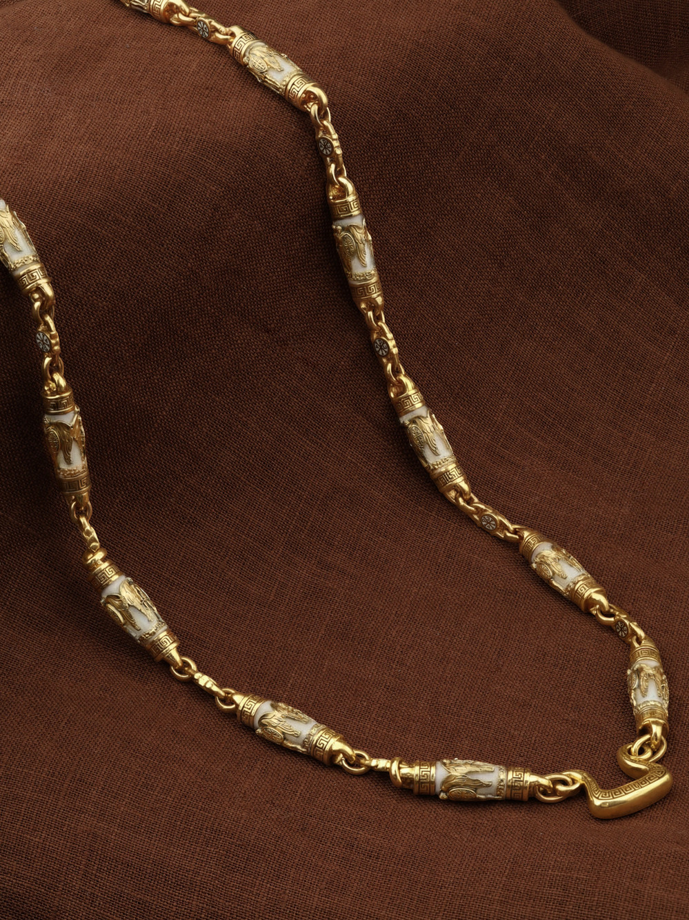 Цепь из лимонного золота c эмалью и бивнем мамонта