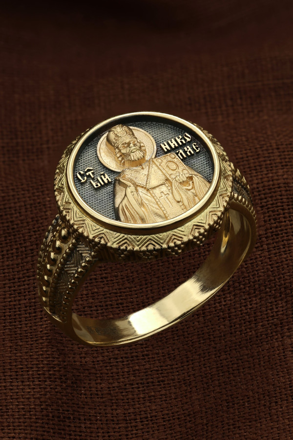 Кольцо из лимонного золота