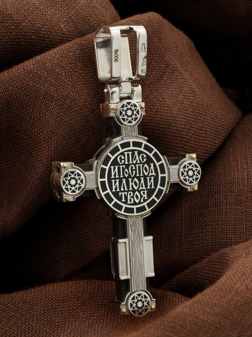 Крест из белого золота c эмалью и эбеновым деревом