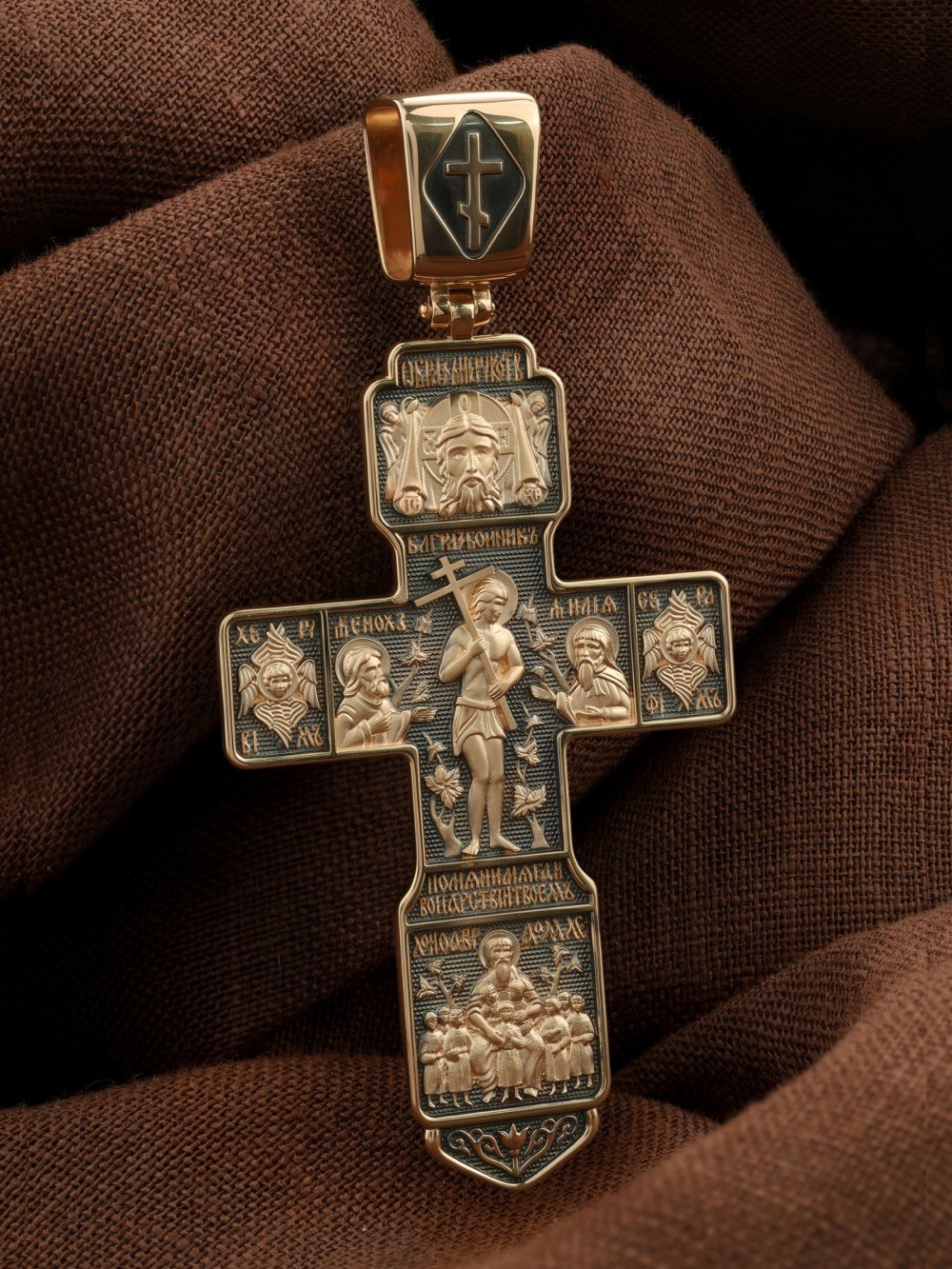 Крест из золота