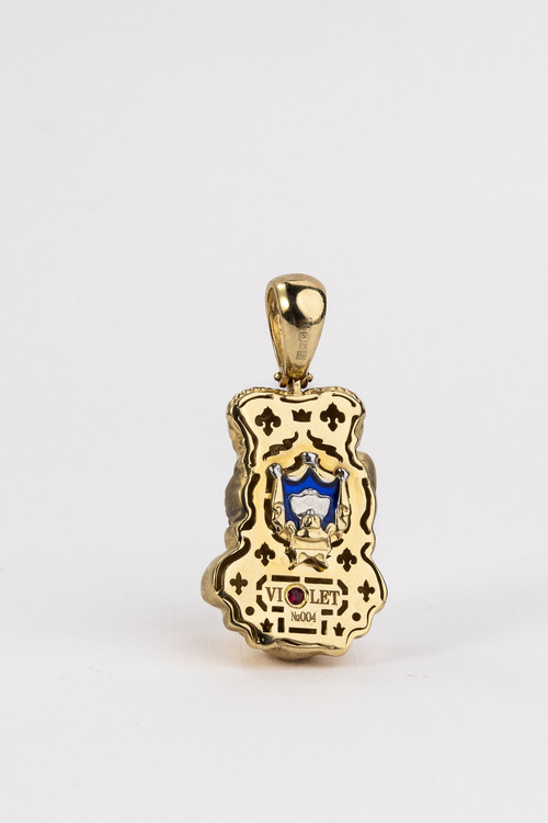 Подвеска из лимонного золота c эмалью, бриллиантами и рубином