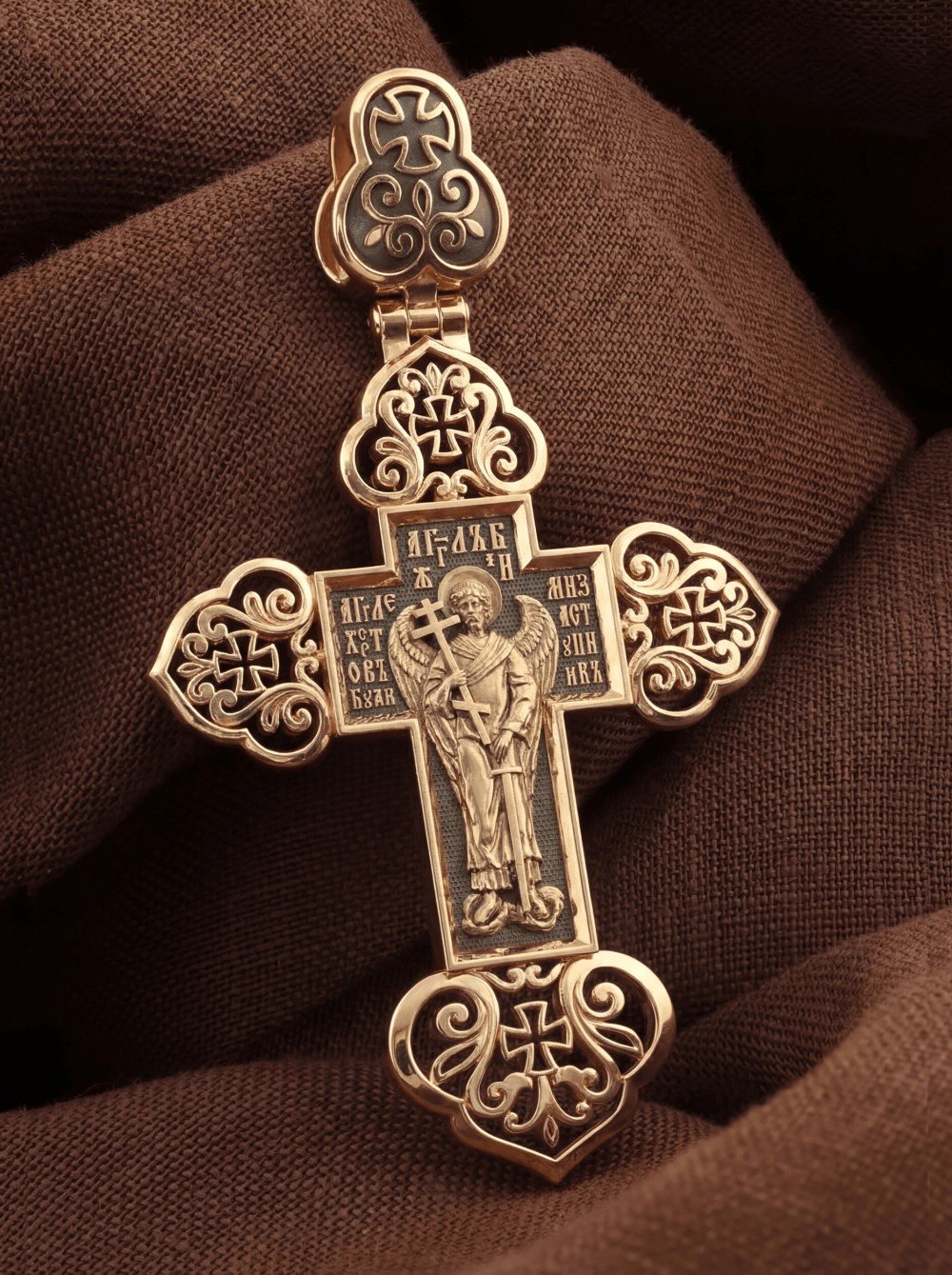 Крест из золота
