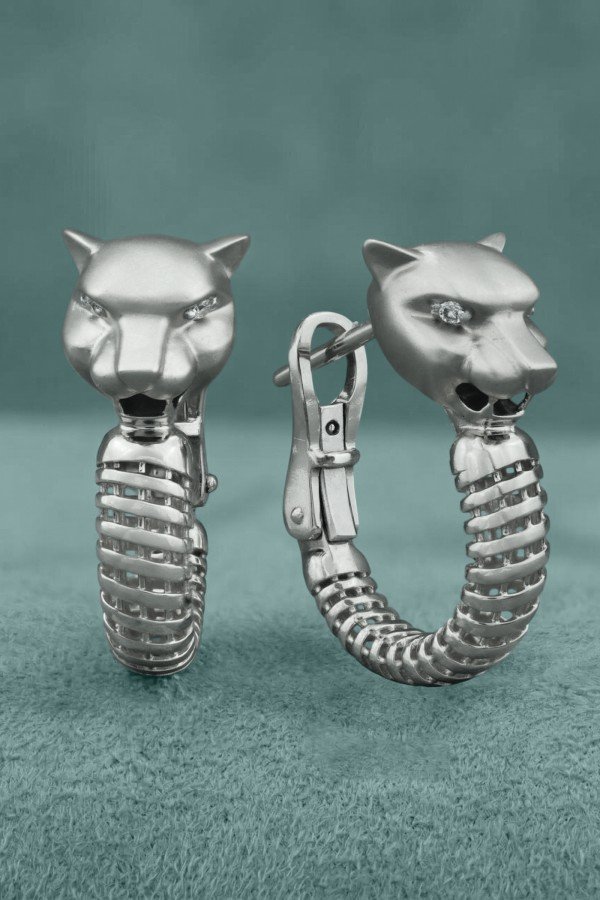 Серьги из белого золота c бриллиантами