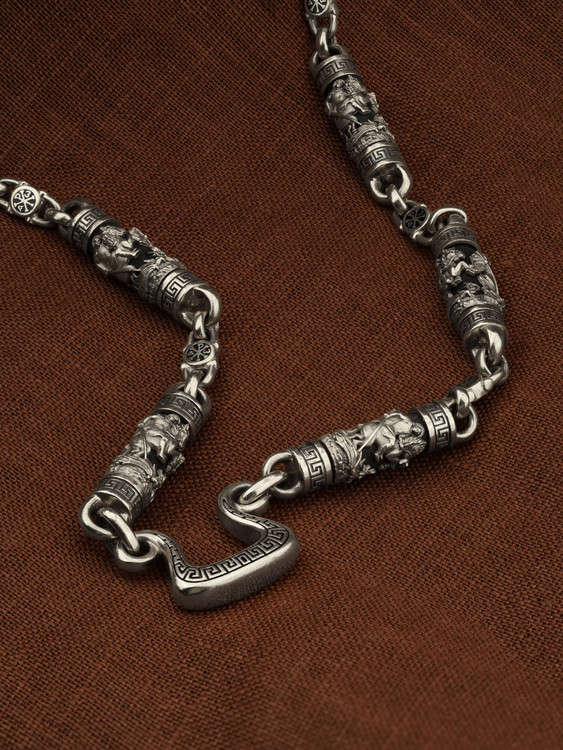 Цепь из белого золота c эмалью и эбеновым деревом