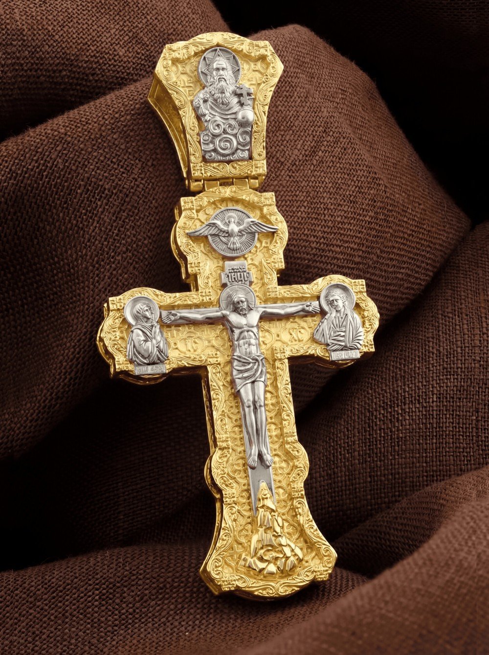 Крест из лимонного золота