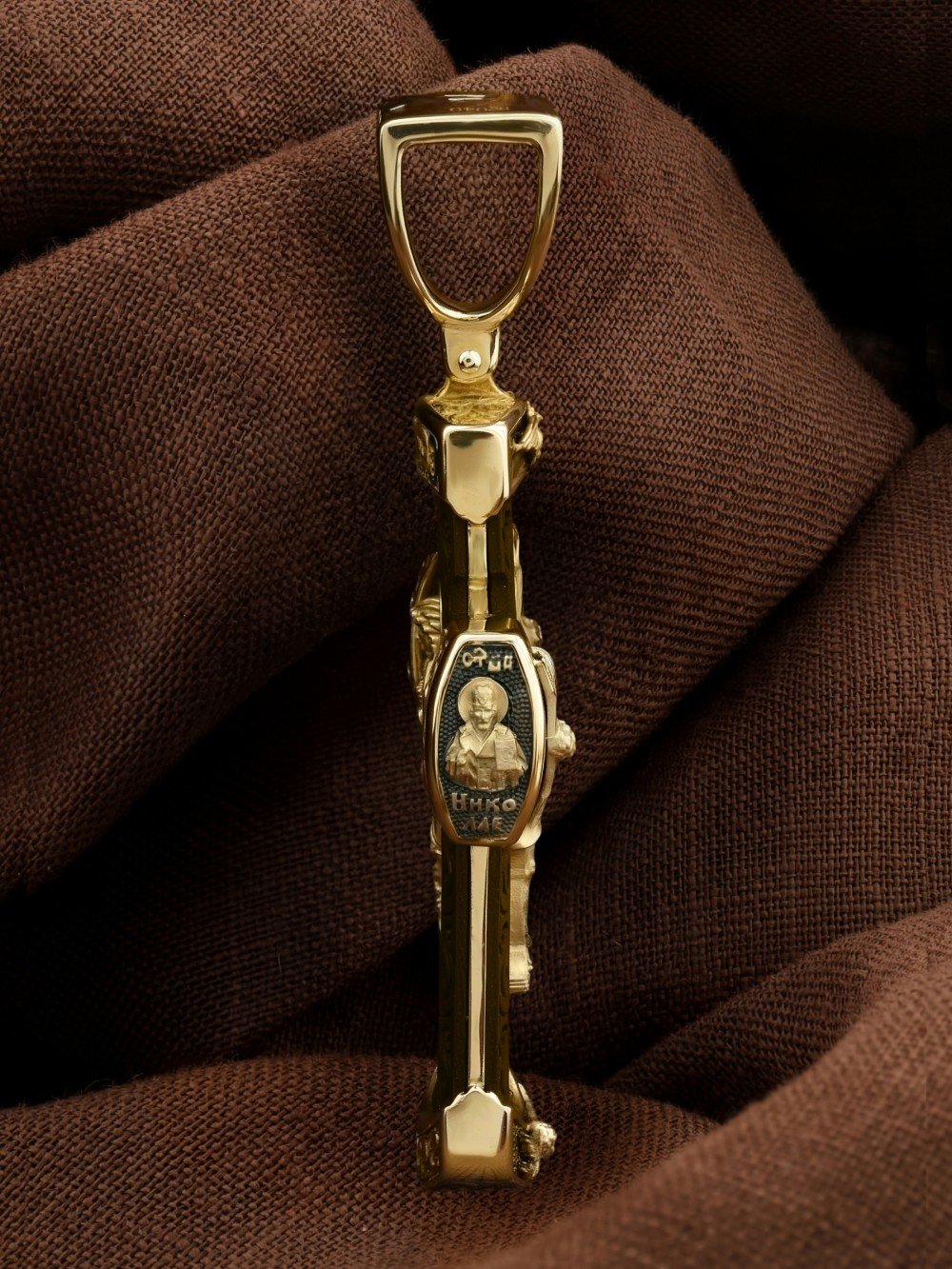 Крест из лимонного золота c эбеновым деревом