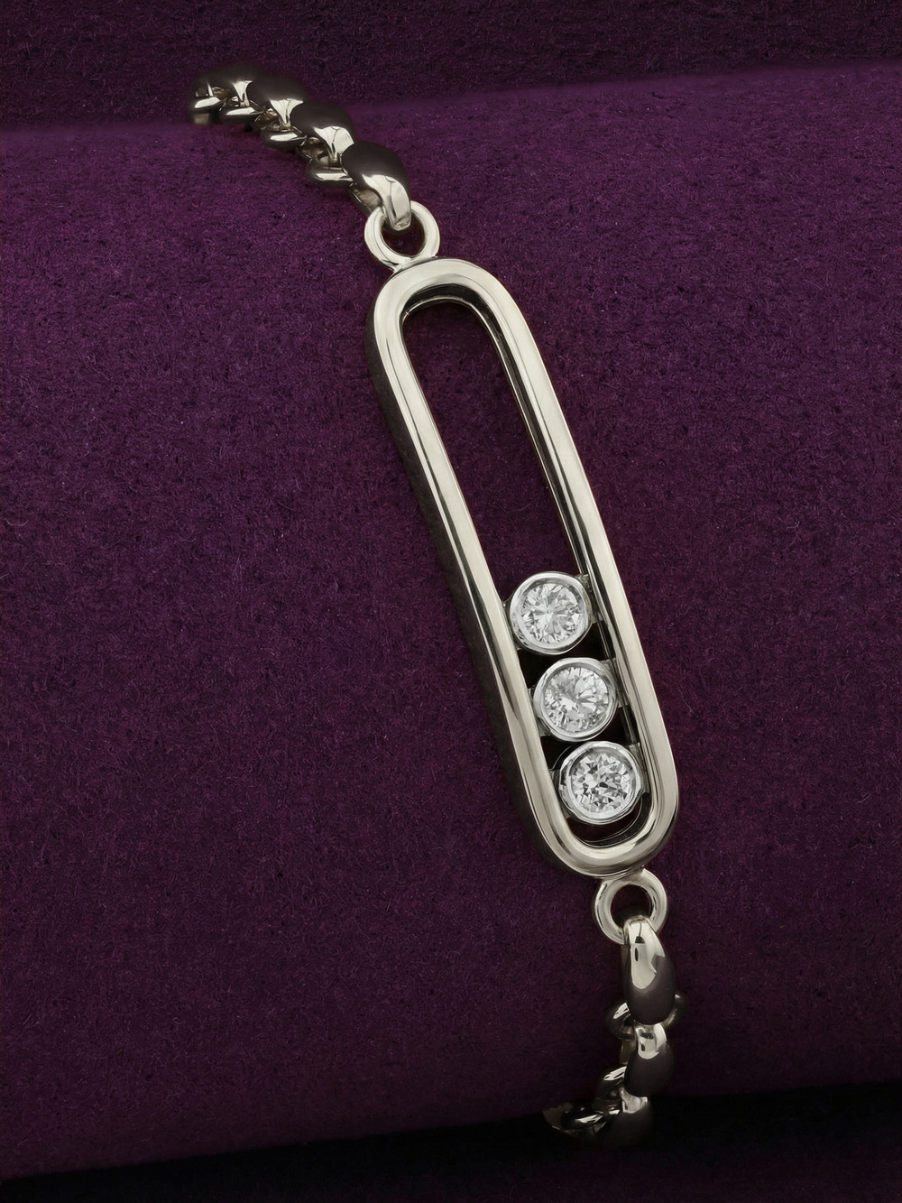 Браслет из белого золота c бриллиантами