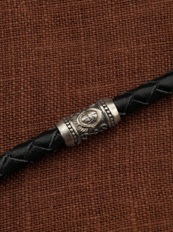 Гайтан из белого золота c кожаным шнурком