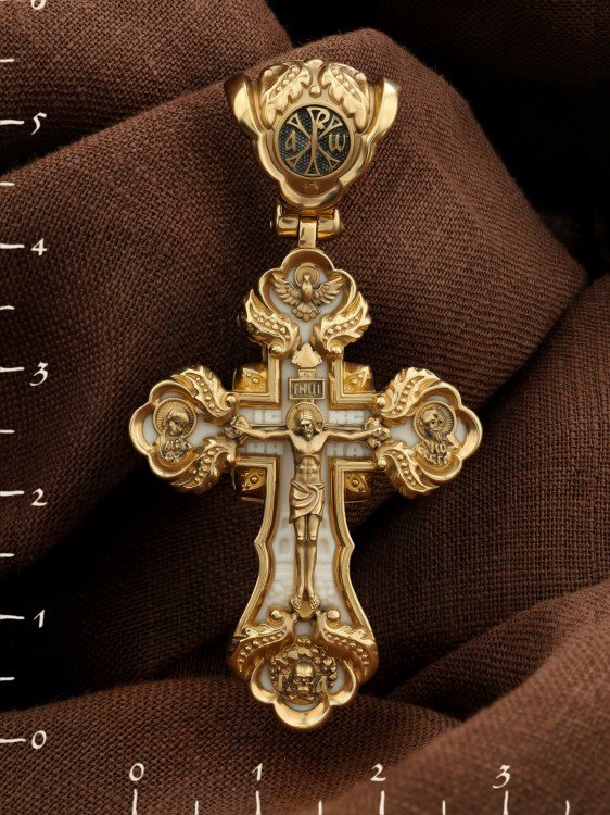 Крест из лимонного золота c бивнем мамонта