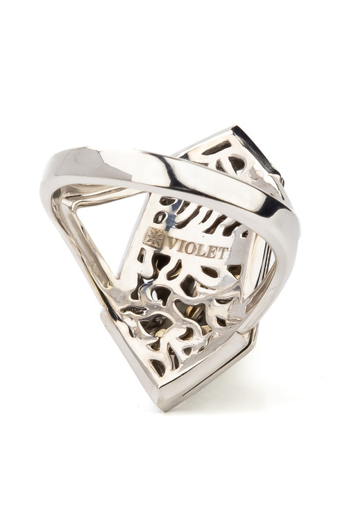 Кольцо из белого золота