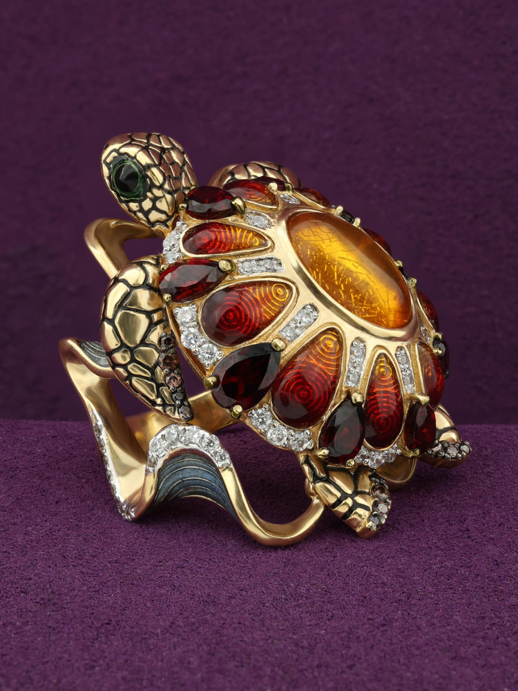 Кольцо из лимонного золота 585 пробы c эмалью, фианитом, гранатом и янтарём