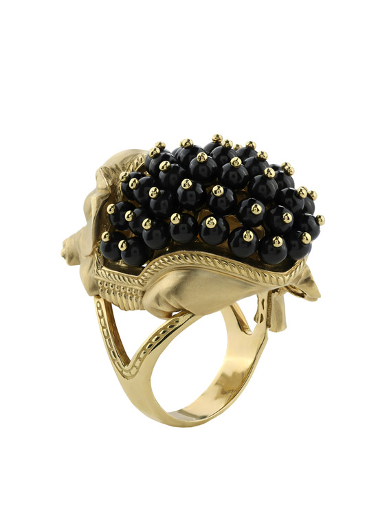 Кольцо из лимонного золота c эмалью и ониксом