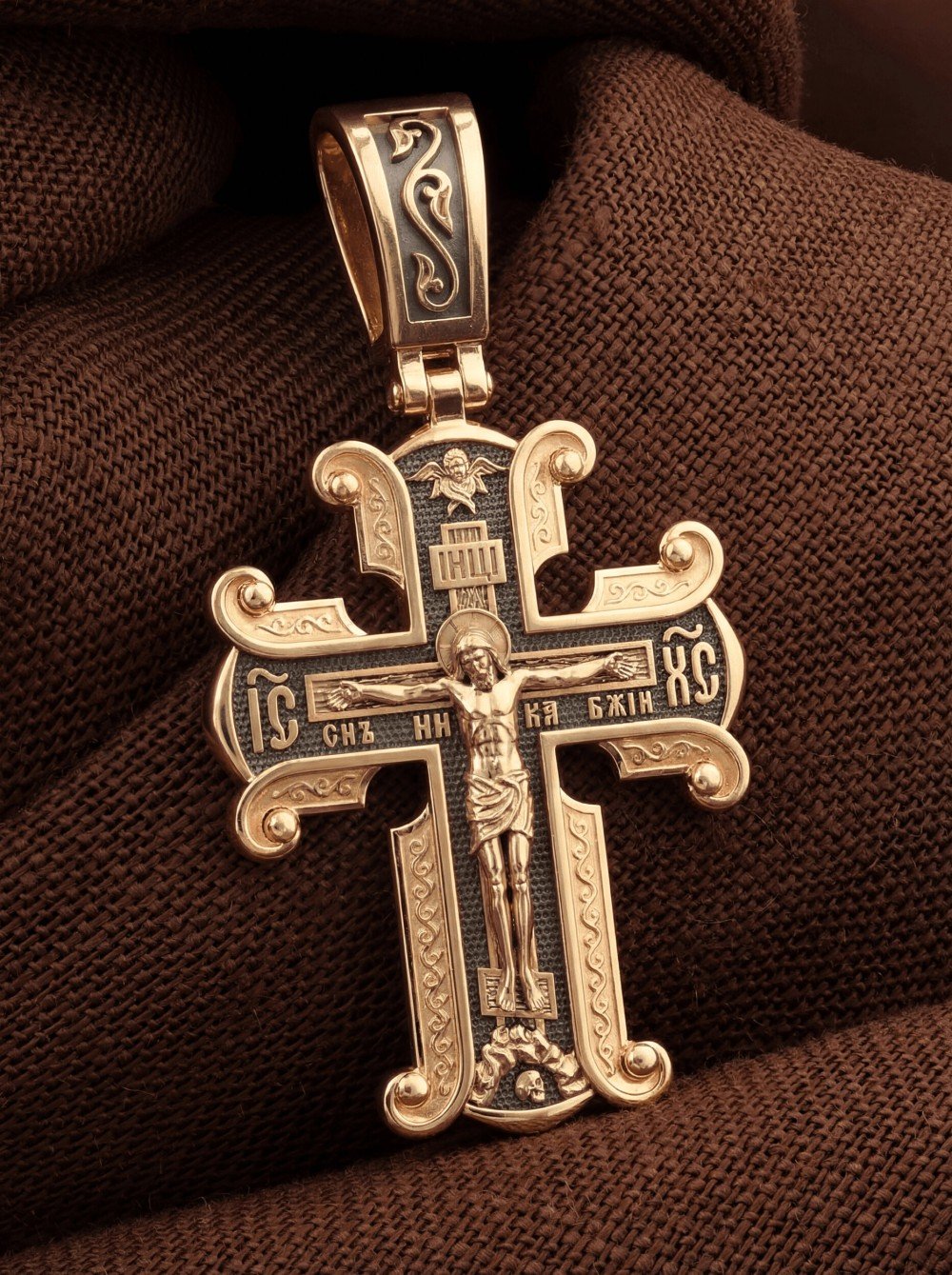 Крест из золота