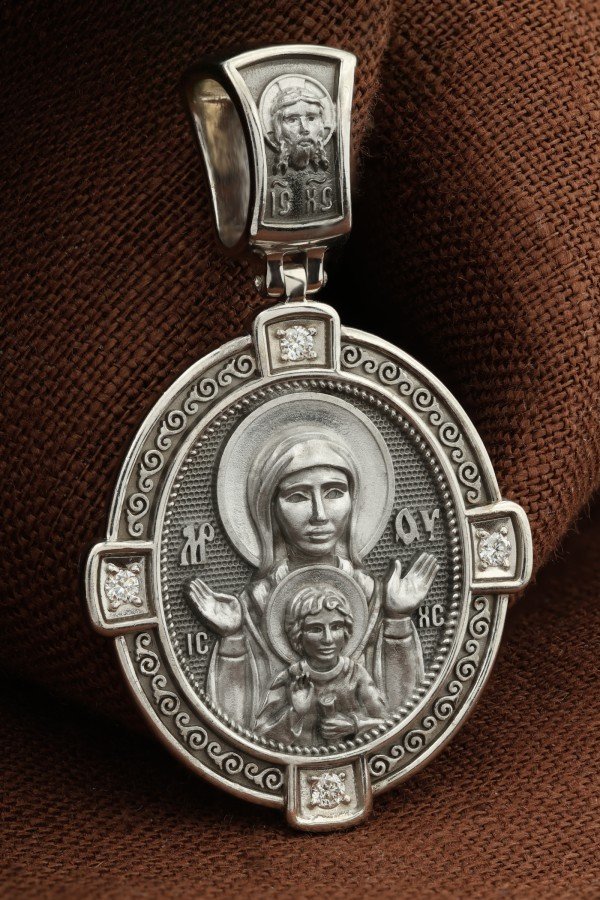 Образок из белого золота c бриллиантами