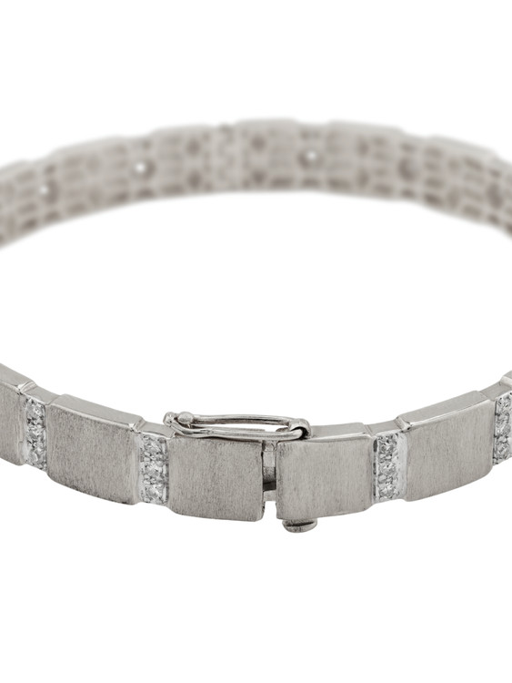 Браслет из белого золота c бриллиантами