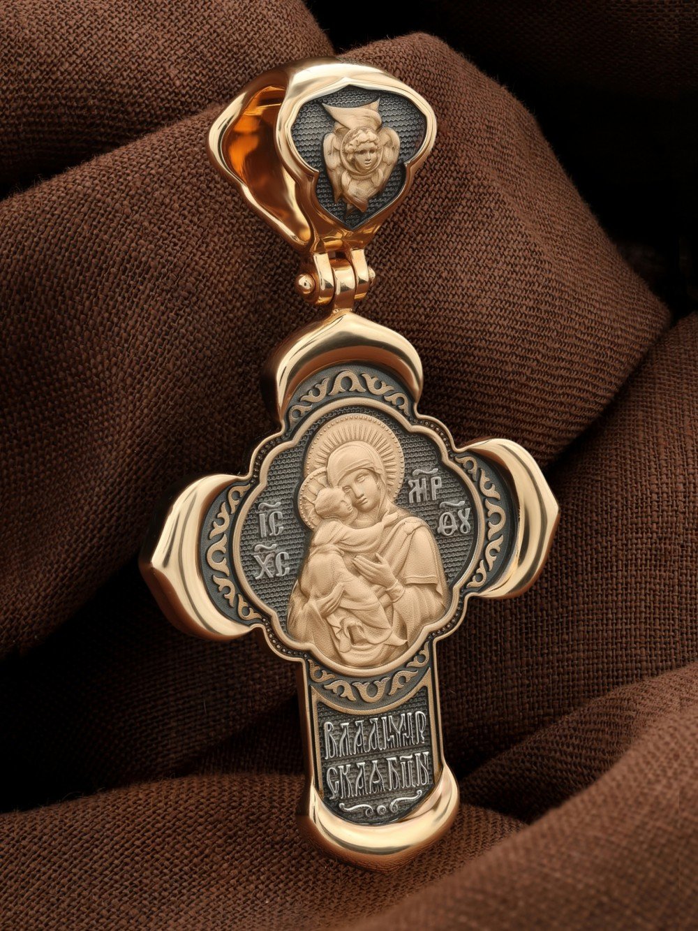 Крест из золота