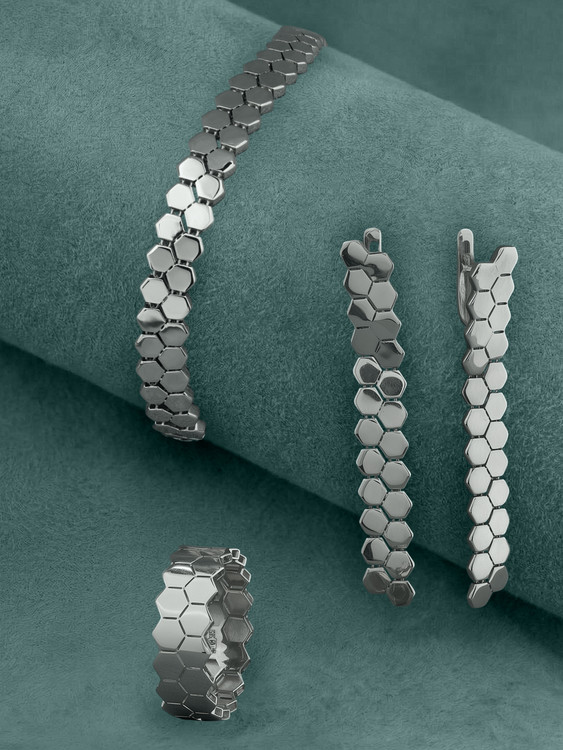 Кольцо из белого золота