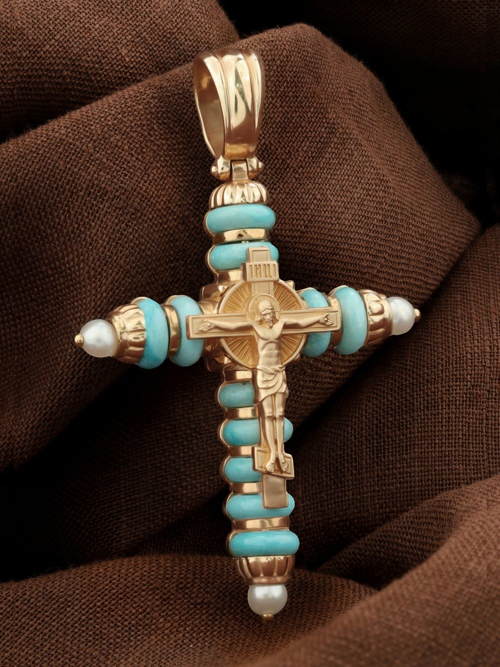 Крест из золота c жемчугом и бирюзой