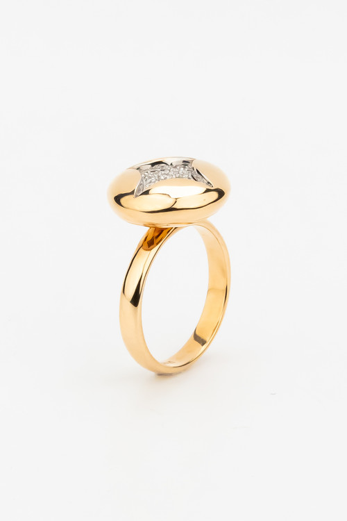 Кольцо из золота c бриллиантами