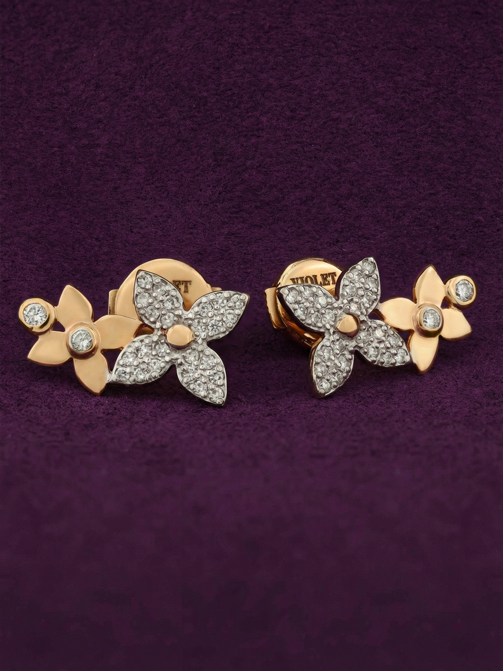 Серьги из золота c бриллиантами