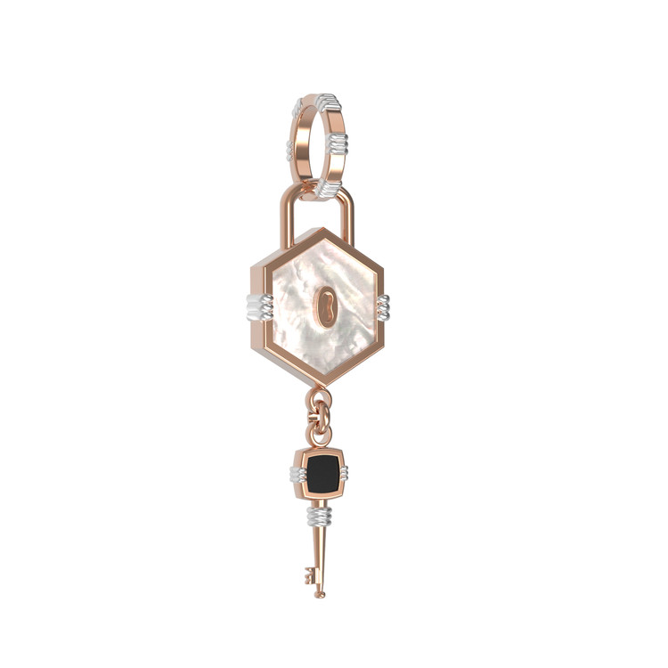 Подвеска из золота c ониксом и перламутром