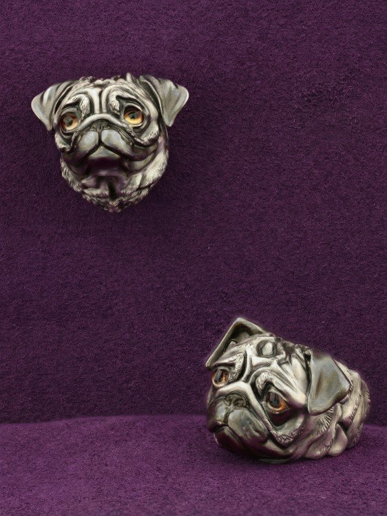 Подвеска из белого золота c эмалью