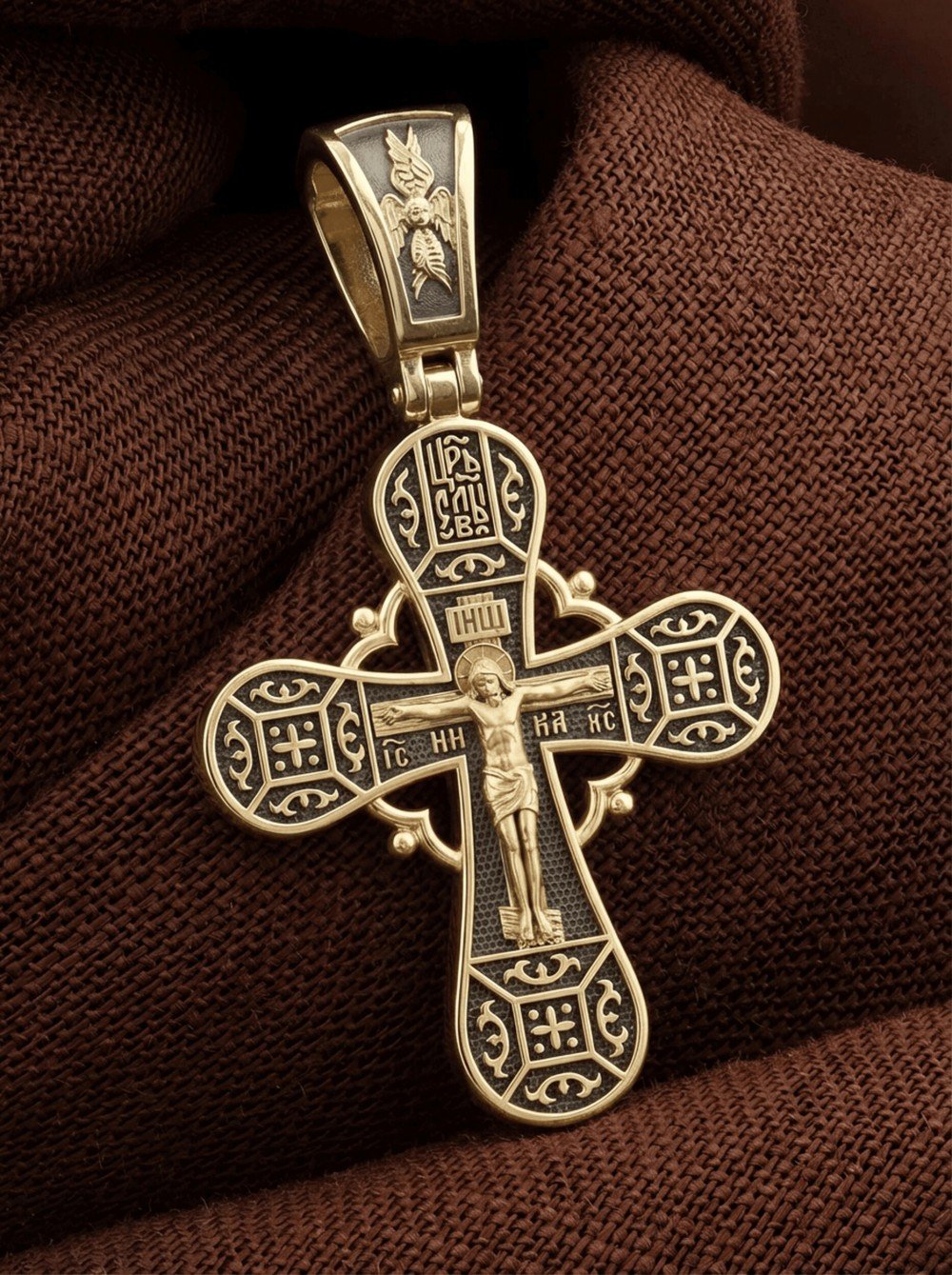 Крест из лимонного золота