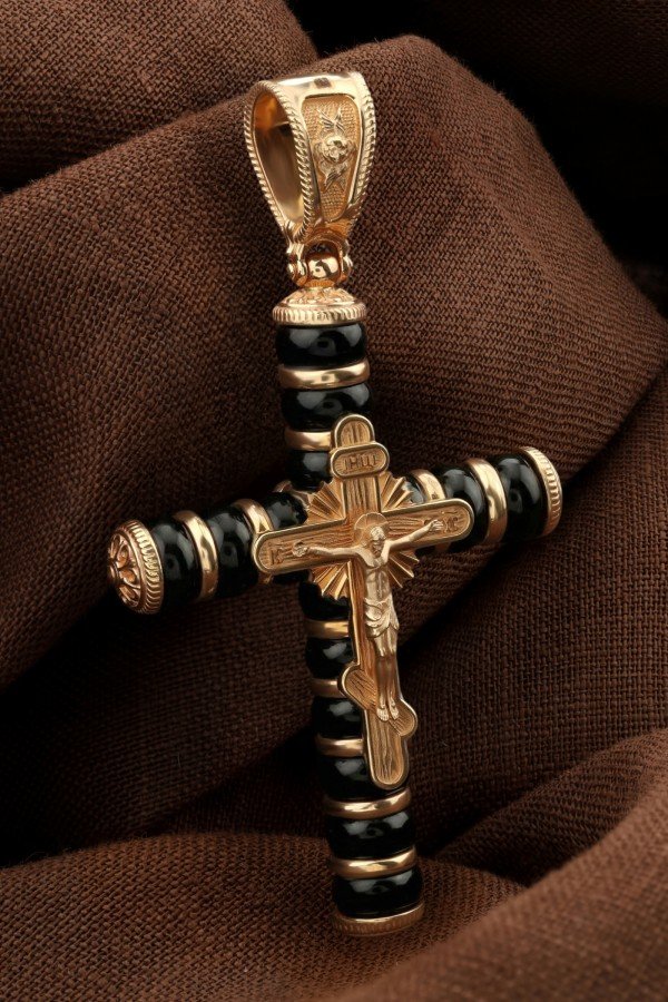 Крест из золота c ониксом