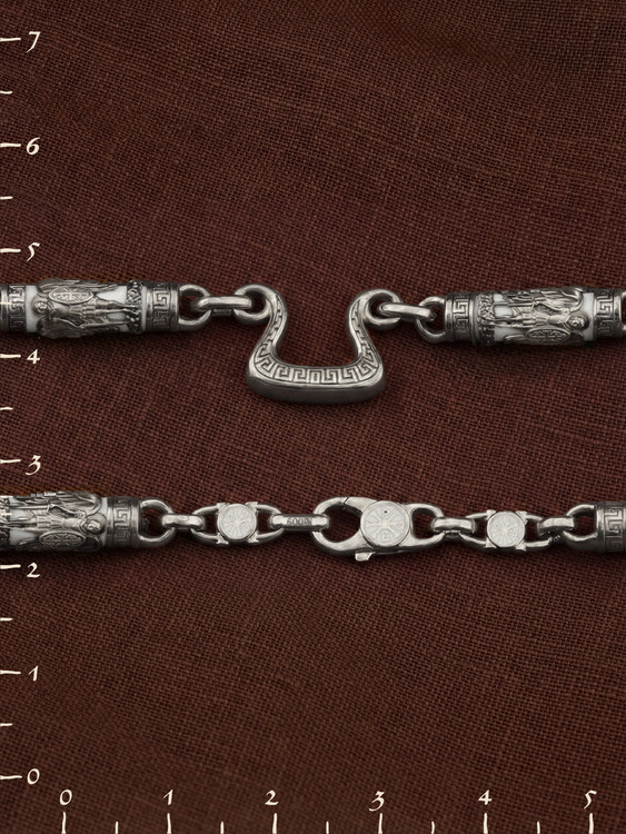 Цепь из белого золота c эмалью и бивнем мамонта