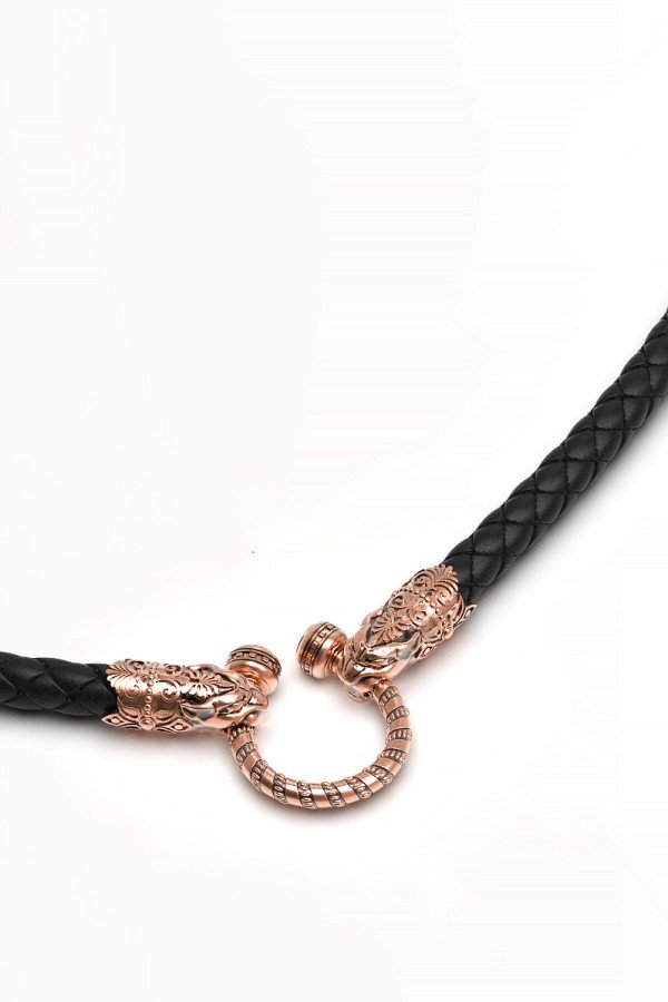 Гайтан из золота c кожаным шнурком