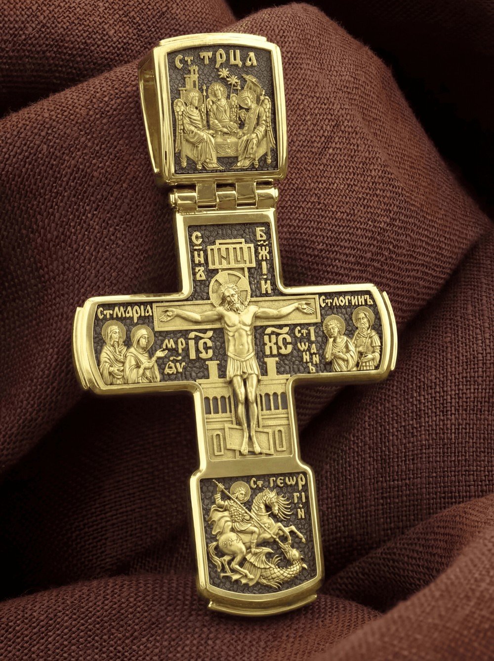 Крест из лимонного золота