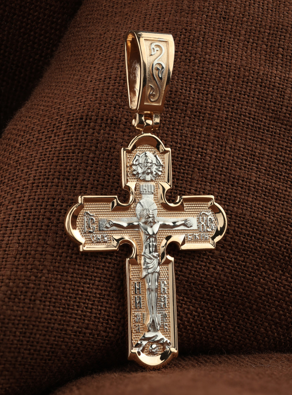 Крест из золота