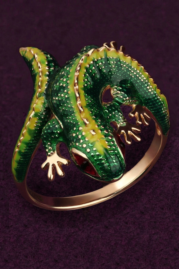 Кольцо из золота c эмалью