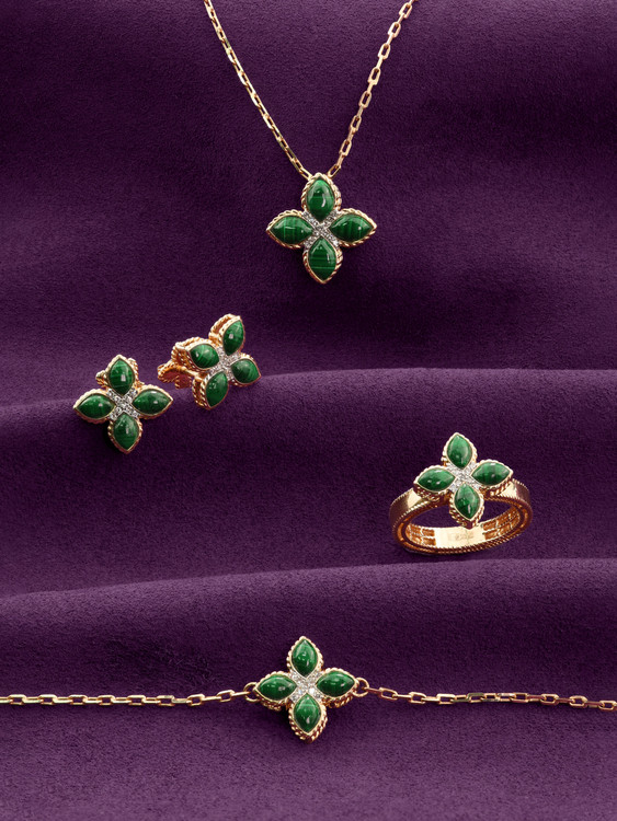 Кольцо из золота c бриллиантами и малахитом