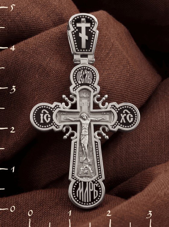 Крест из белого золота c эмалью