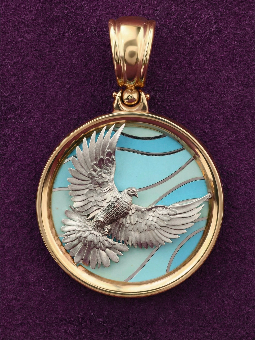 Подвеска из золота c эмалью