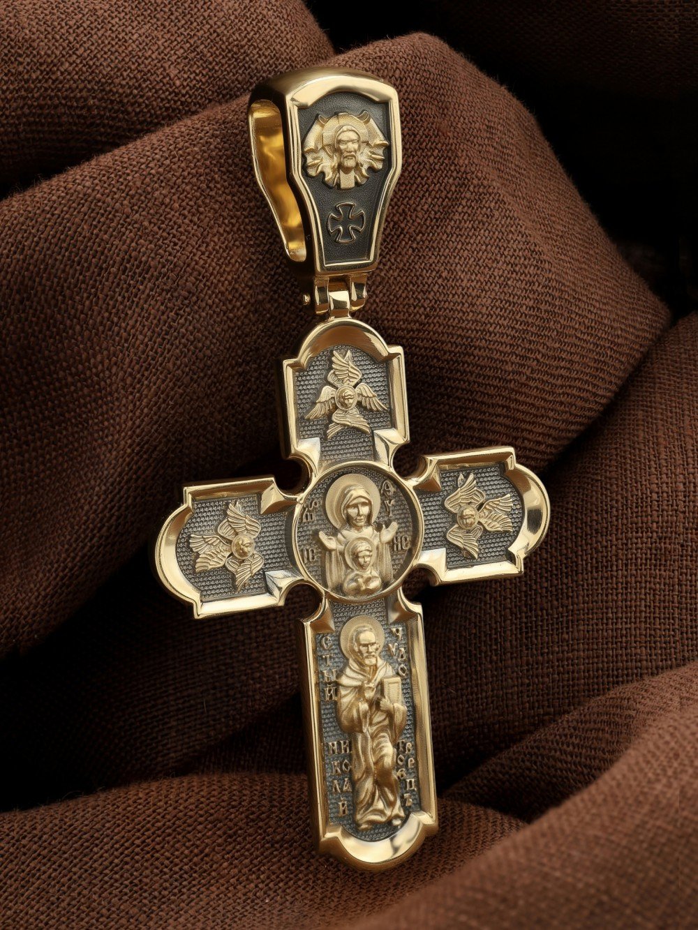 Крест из лимонного золота