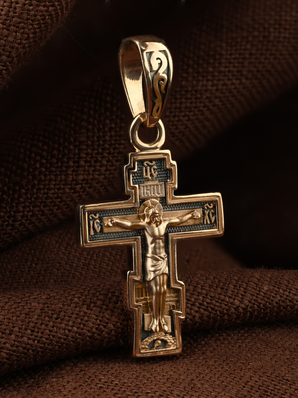 Крест из золота