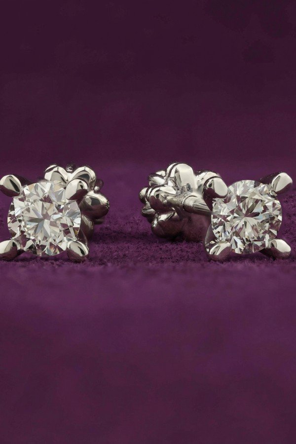 Серьги из белого золота c бриллиантами