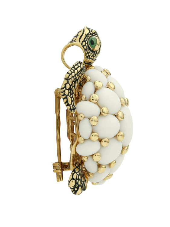 Брошь из лимонного золота c эмалью и бивнем мамонта