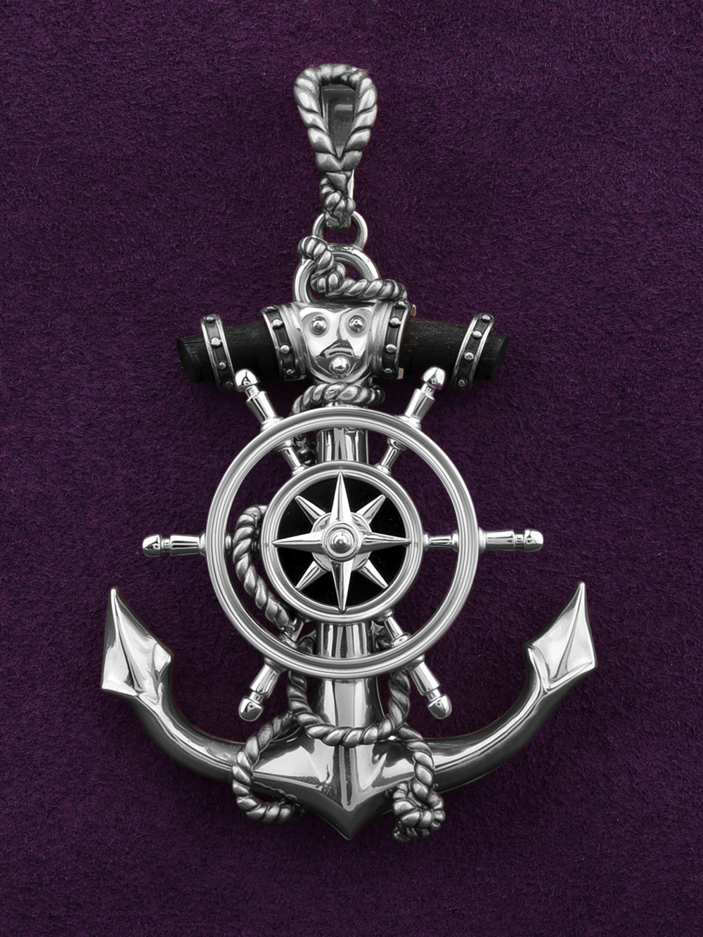 Подвеска из белого золота c ониксом и эбеновым деревом