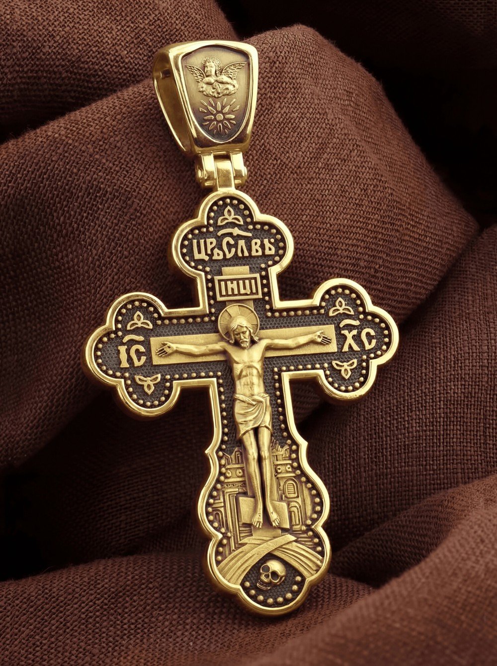 Крест из лимонного золота