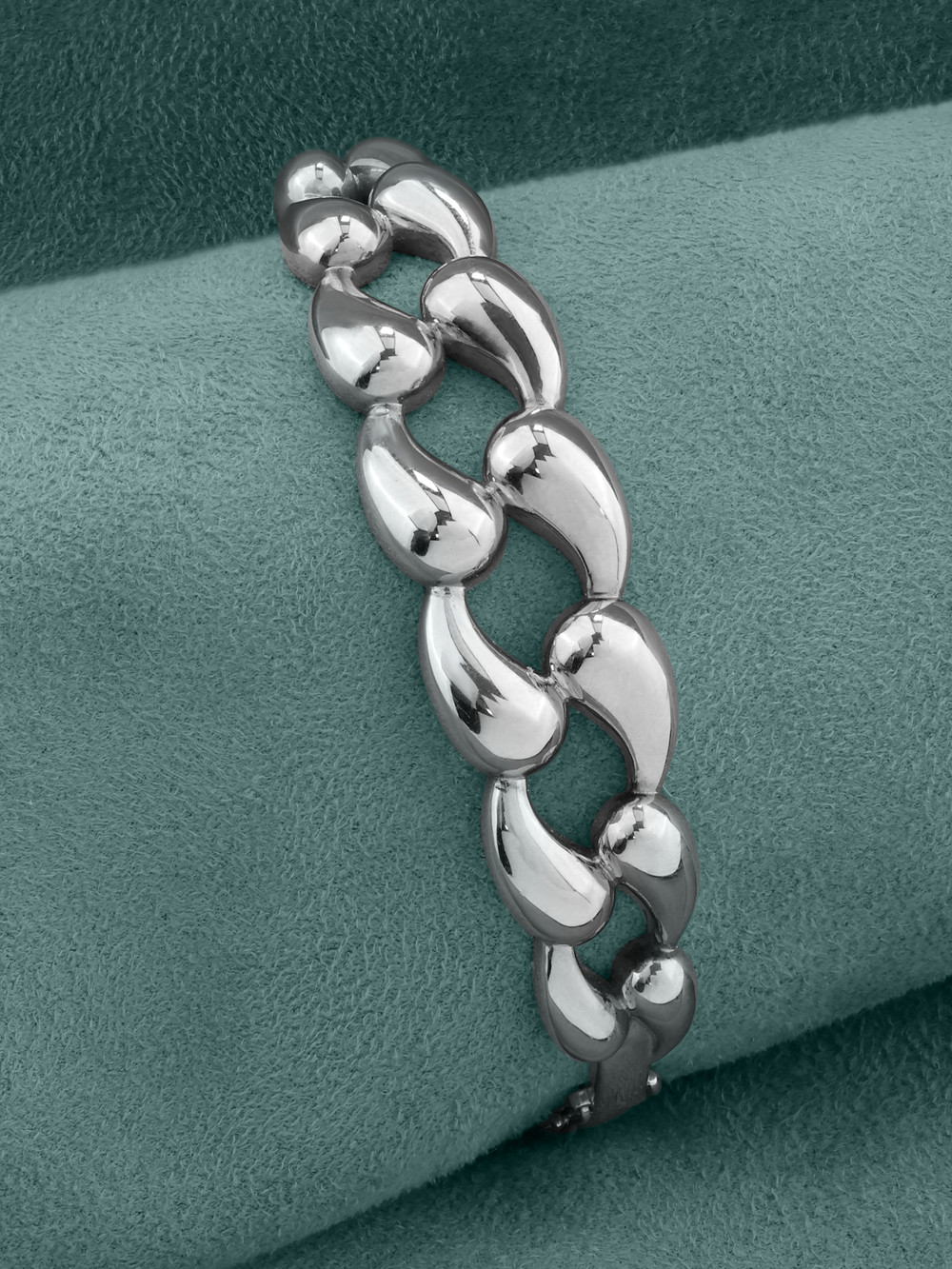 Браслет из белого золота