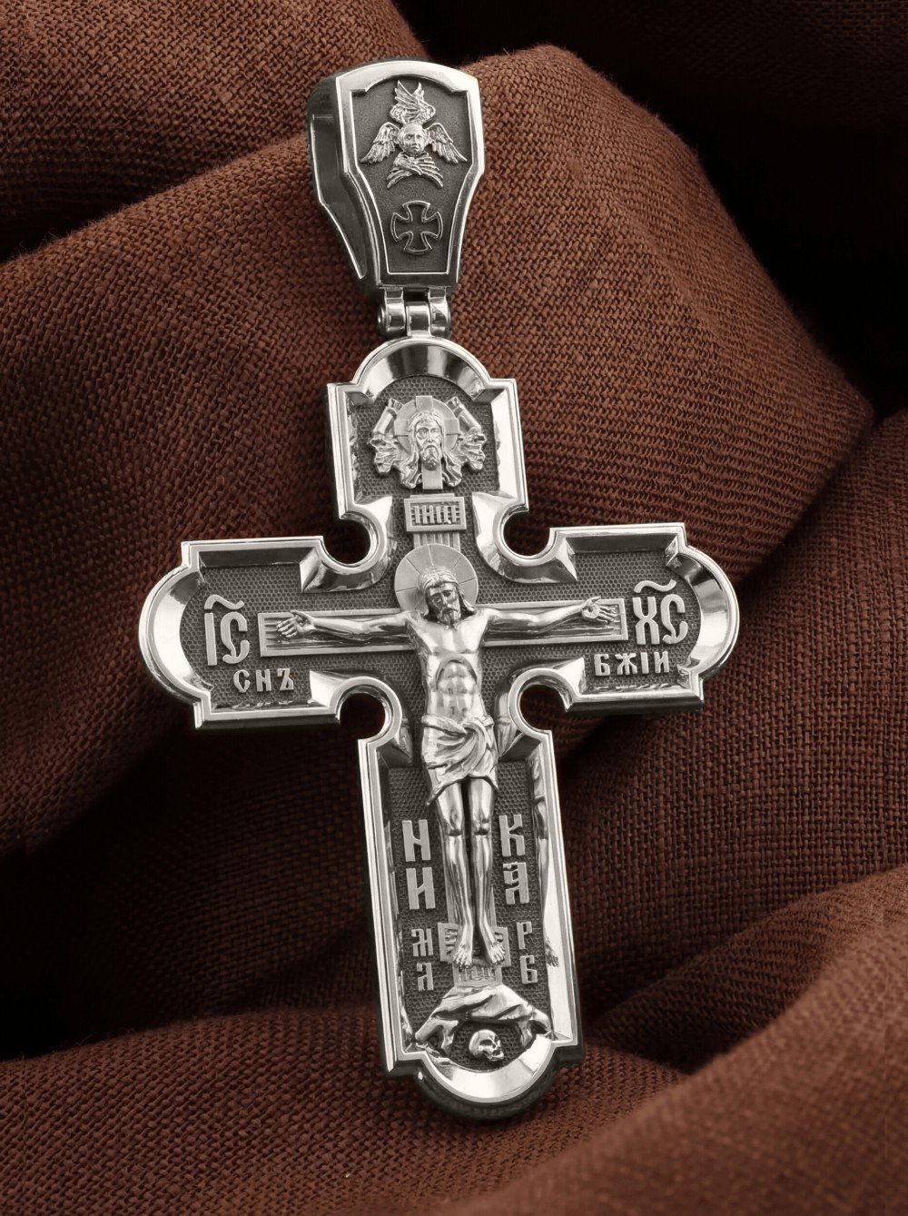 Крест из белого золота